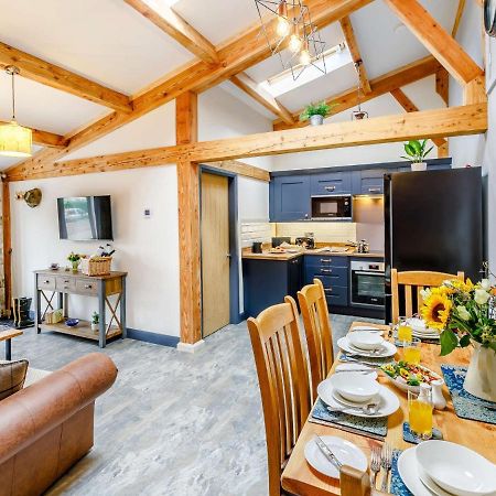 2 Bed In Masham 85510 빌라 외부 사진